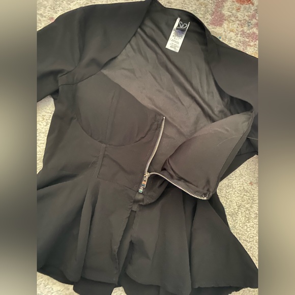 Windsor Bustier Peplum Crop Top - Picture 3 of 5